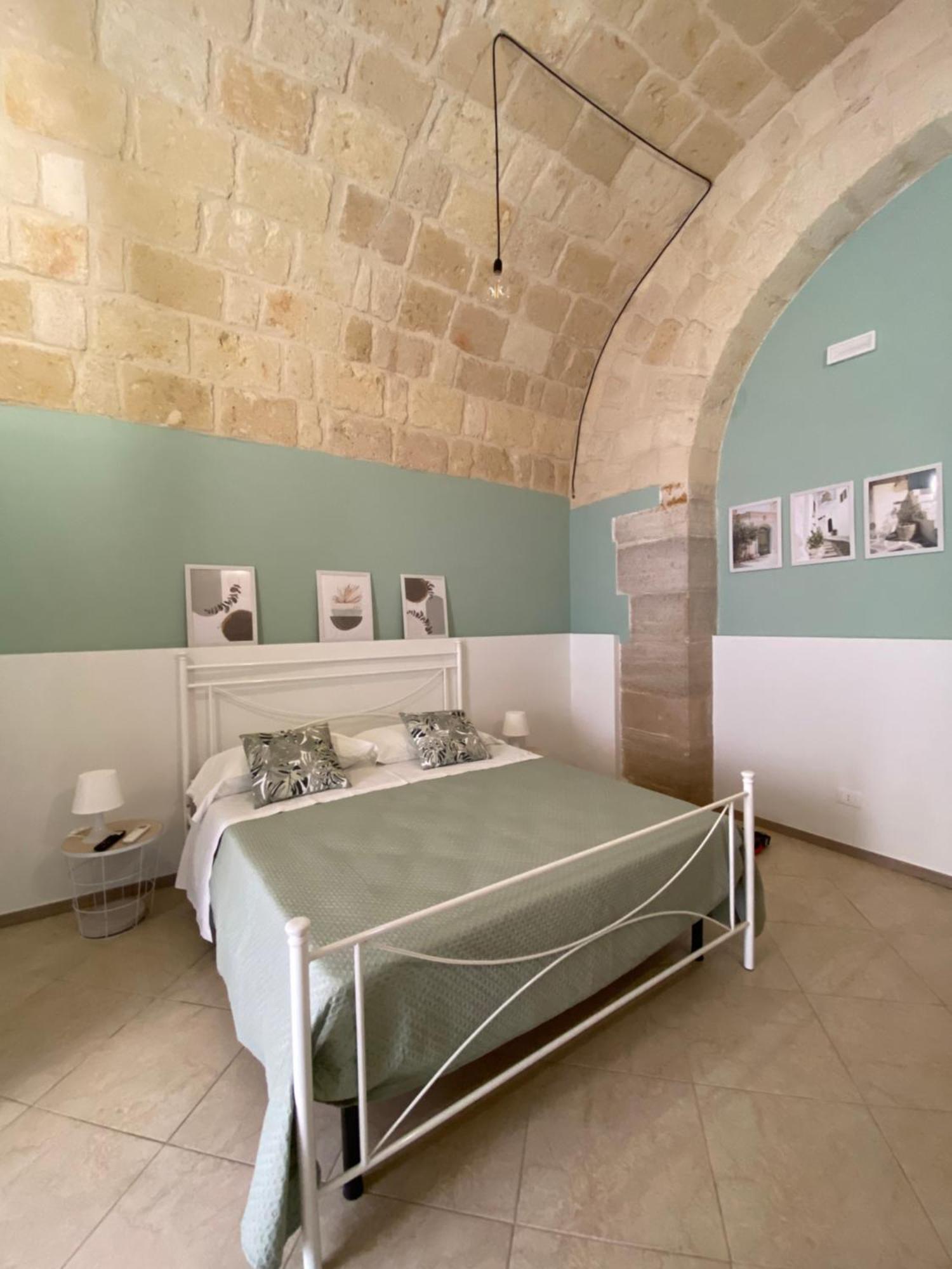 Guendalina Sweet Home - La Casetta Di Guendalina Trani Exteriör bild